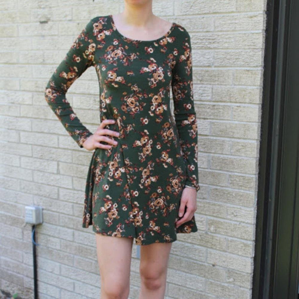 Green & pink floral backless dress Forever 21 S